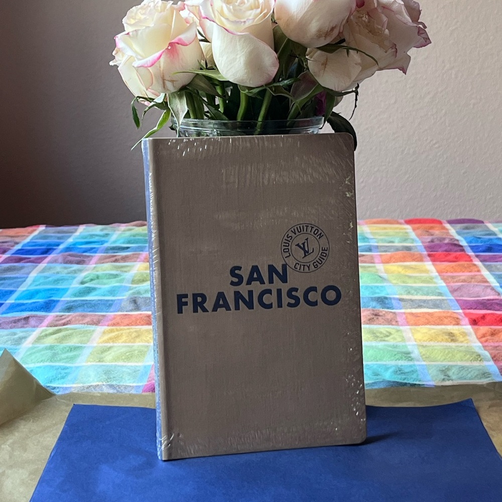 🌉 LOUIS VUITTON CITY GUIDE SAN FRANCISCO BOOK 🌉 NWT 🌉